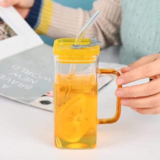 Square Glass with Lid and Straw